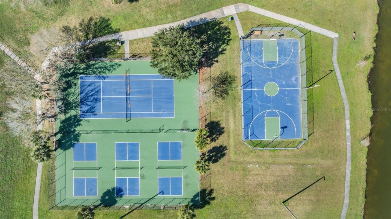 14631 Lake Forest Drive, Lutz, FL 33559 Photo