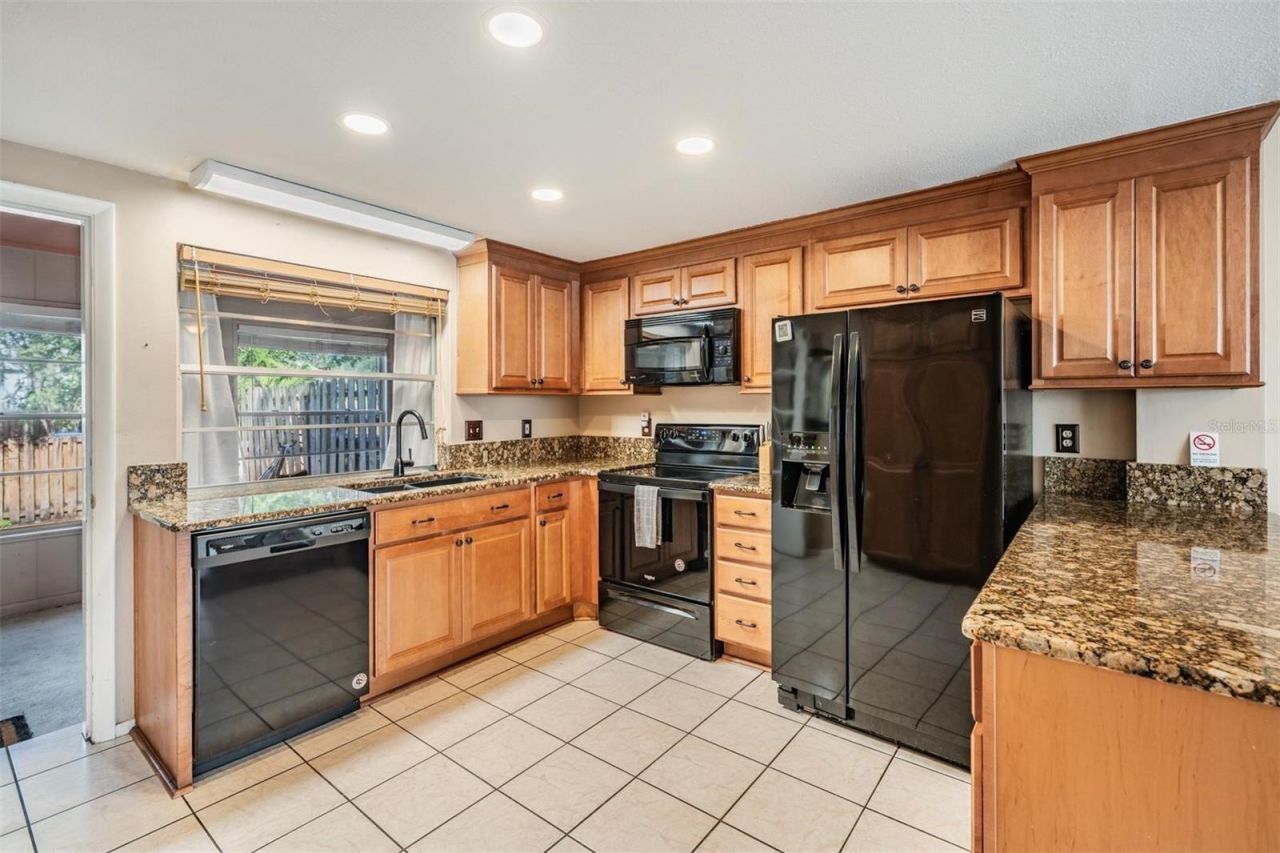 14631 Lake Forest Drive, Lutz, FL 33559 Photo