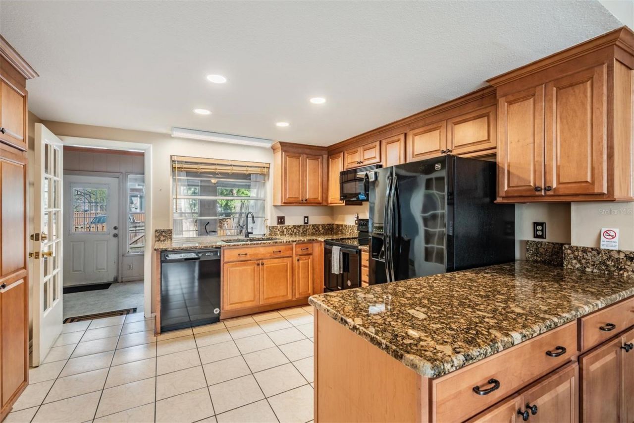 14631 Lake Forest Drive, Lutz, FL 33559 Photo