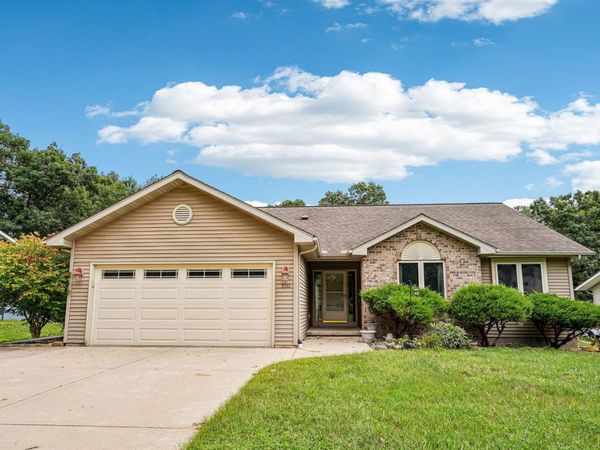 510 Oakridge Drive, Portage, WI 53901