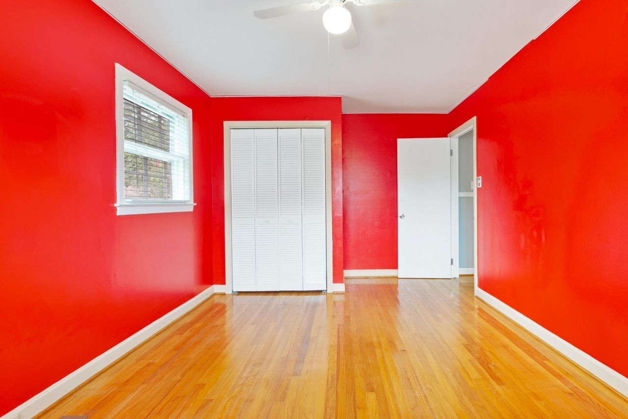 113 Center Street Photo 24