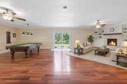 113 Center Street photo 4