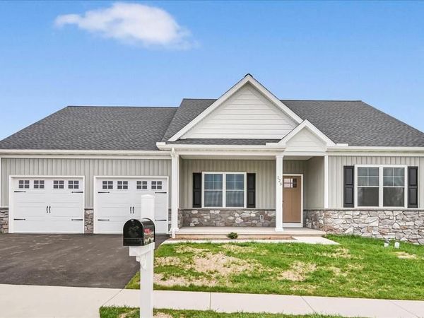 126 N. WEST VIEW, ELIZABETHTOWN, PA 17022