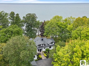 5160 W Lake Road, Dunkirk, NY 14048