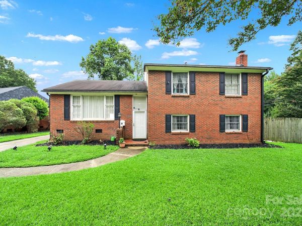 5300 Grafton Drive, Charlotte, NC 28215