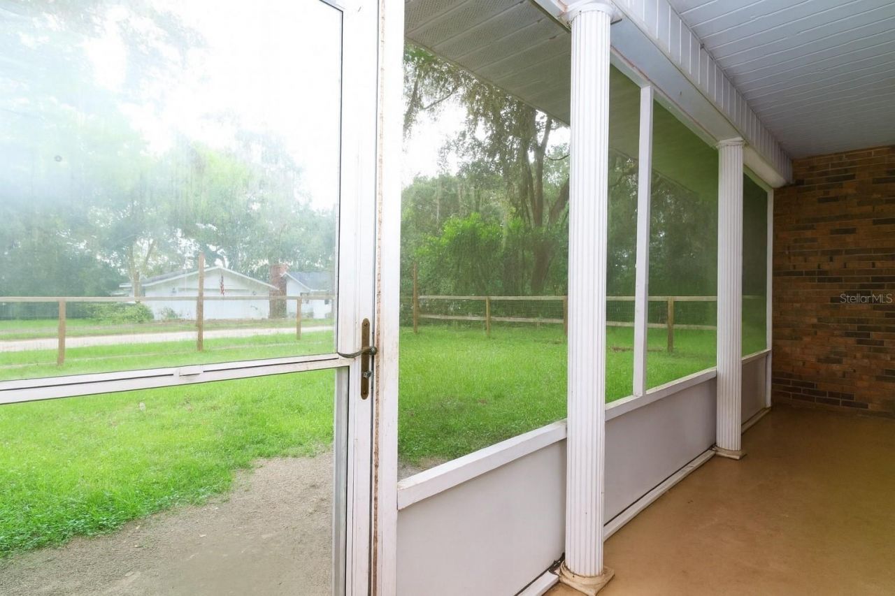 42114 W Lakeview Drive, Altoona, FL 32702 Photo