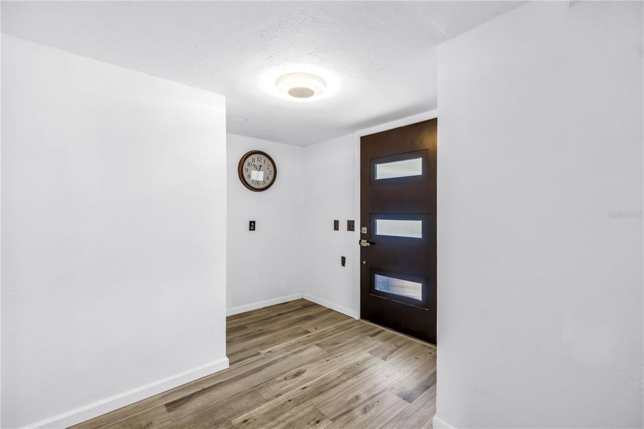 1477 S School Avenue, Sarasota, FL 34239 Photo