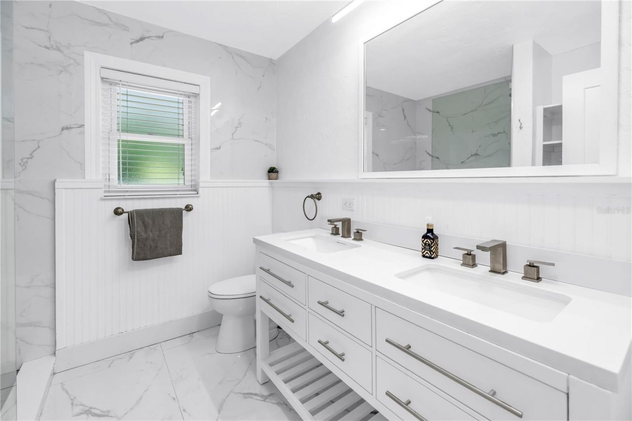 1477 S School Avenue, Sarasota, FL 34239 Photo