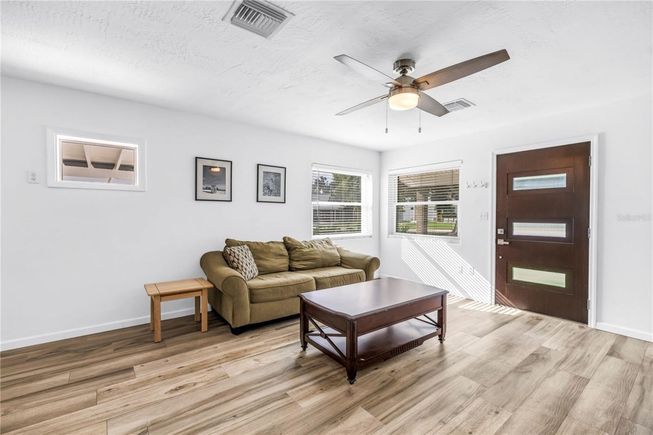 1477 S School Avenue, Sarasota, FL 34239 Photo