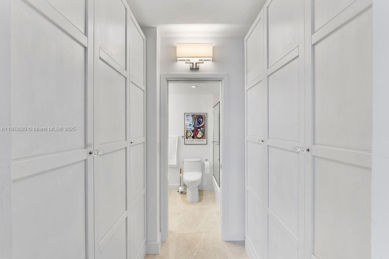 90 Edgewater Dr, Unit 820, Coral Gables, FL 33133 Photo