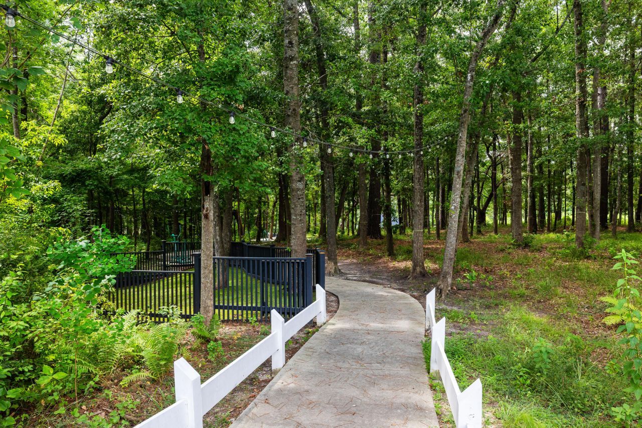 5005 Conestoga Drive Photo 32