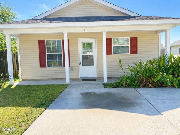 132 E Gilman Road, Lafayette, LA 70501