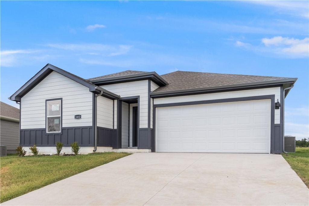 1412 NW 5th Avenue, Highfill, AR 72734 Main Photo