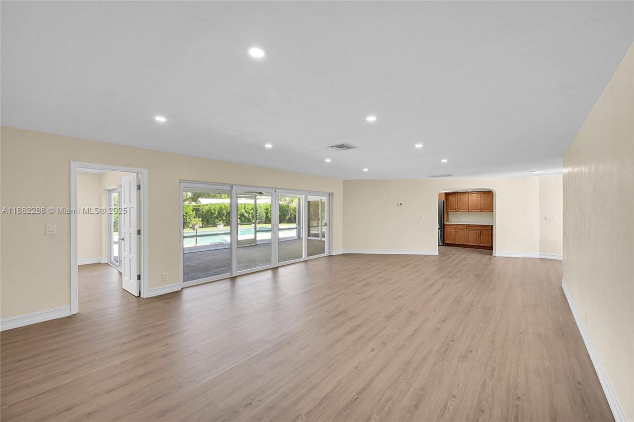 524 Muirfield Dr, Atlantis, FL 33462 Photo