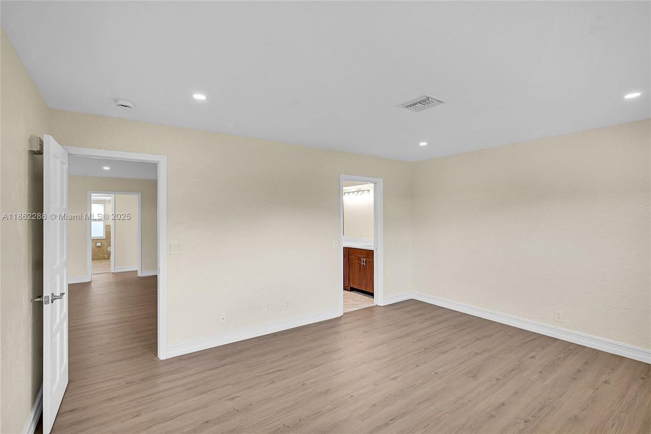 524 Muirfield Dr, Atlantis, FL 33462 Photo