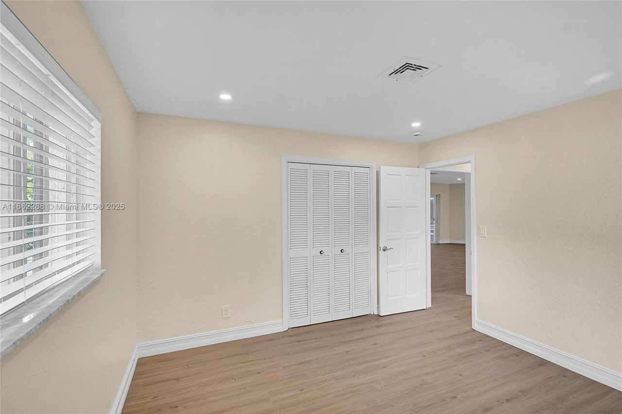 524 Muirfield Dr, Atlantis, FL 33462 Photo