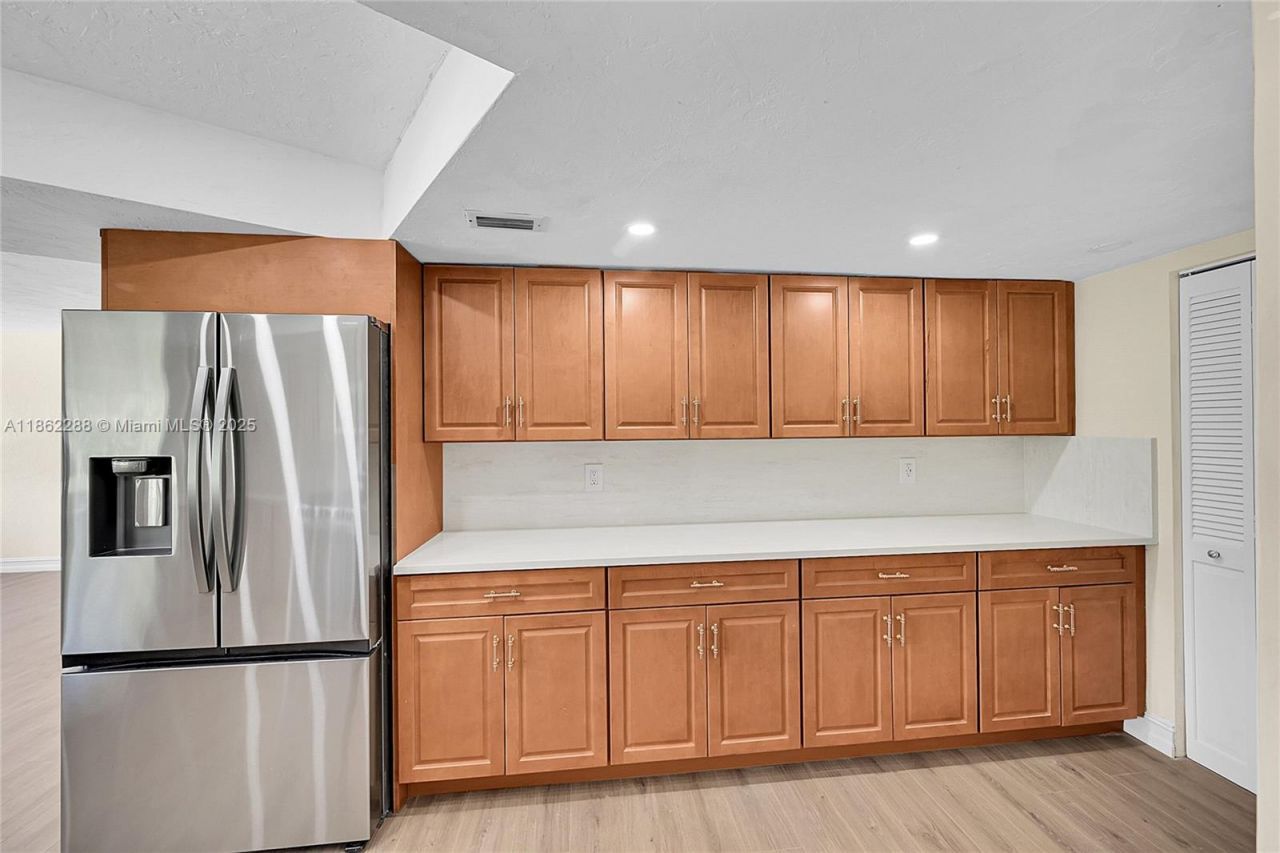 524 Muirfield Dr, Atlantis, FL 33462 Photo