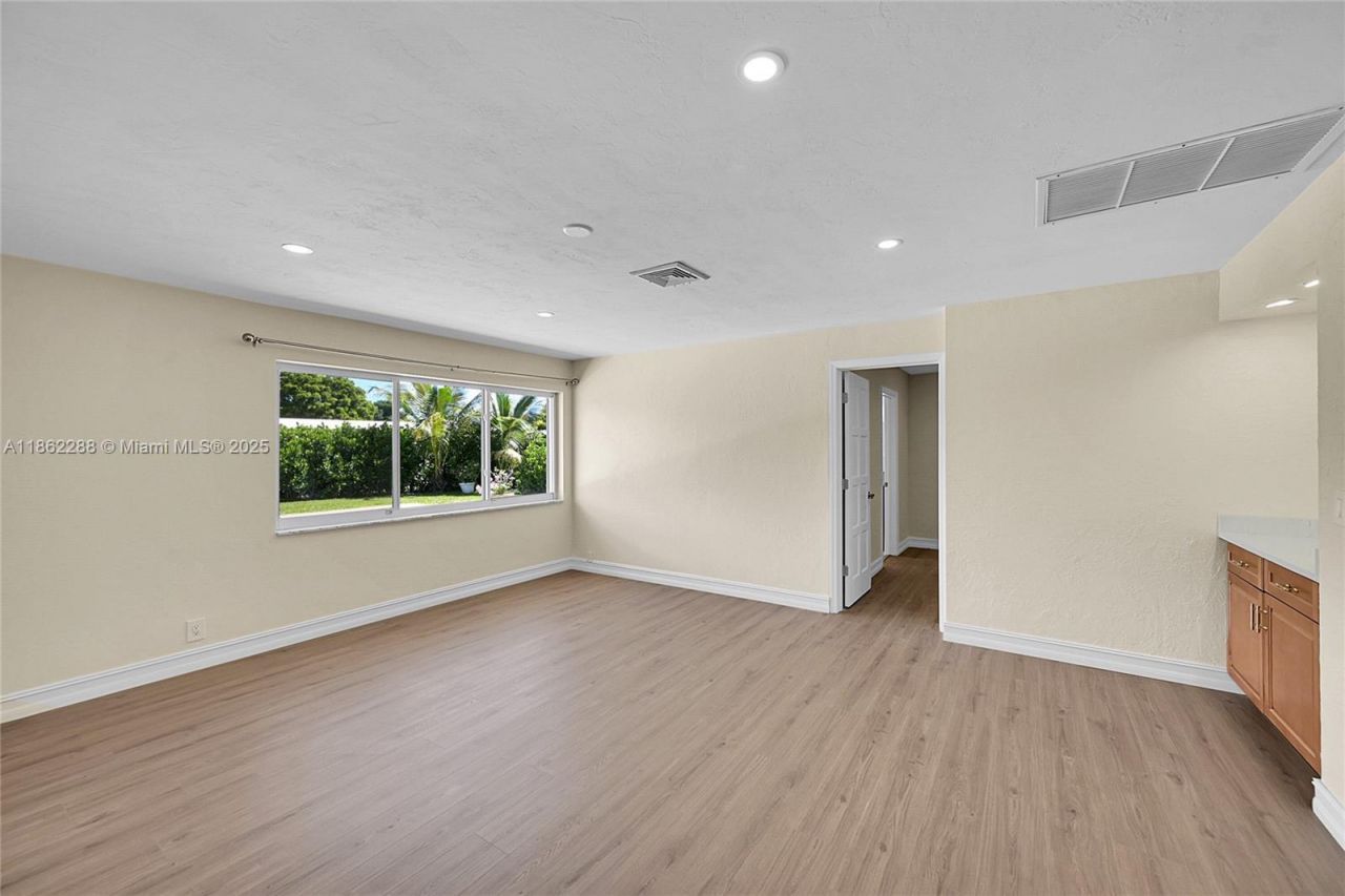 524 Muirfield Dr, Atlantis, FL 33462 Photo