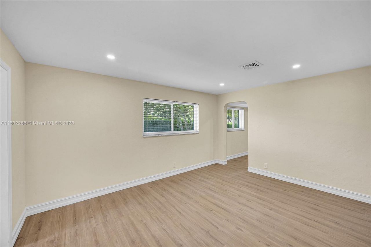 524 Muirfield Dr, Atlantis, FL 33462 Photo