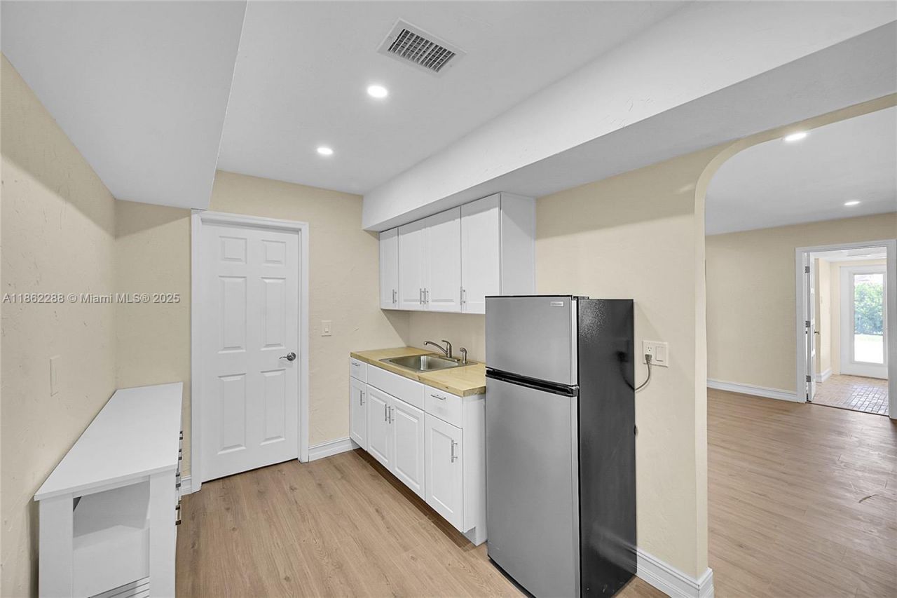 524 Muirfield Dr, Atlantis, FL 33462 Photo