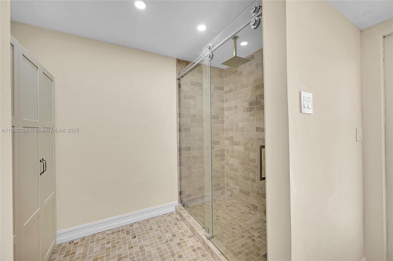 524 Muirfield Dr, Atlantis, FL 33462 Photo