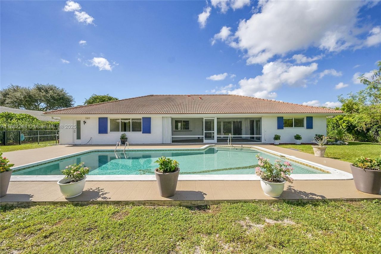 524 Muirfield Dr, Atlantis, FL 33462 Photo