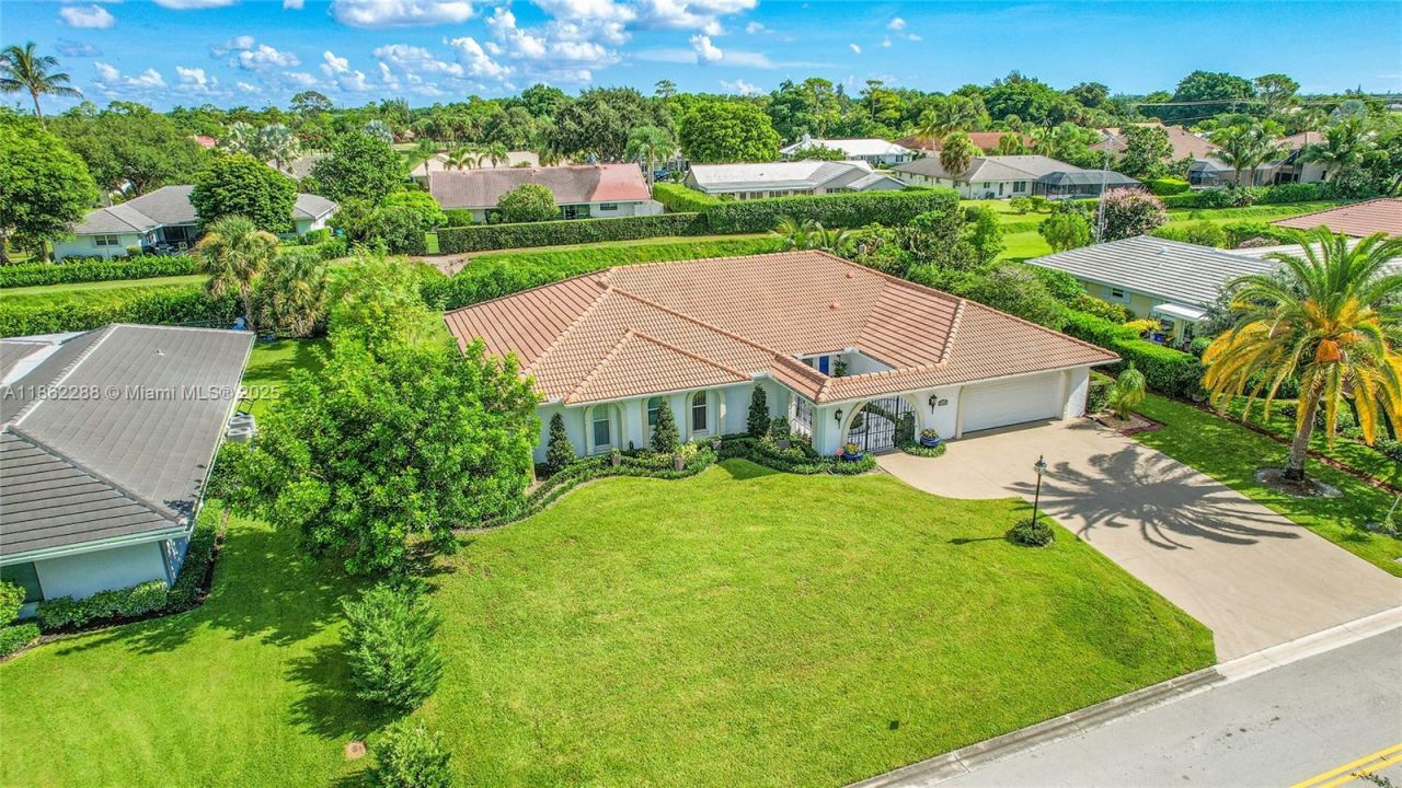 524 Muirfield Dr, Atlantis, FL 33462 Photo