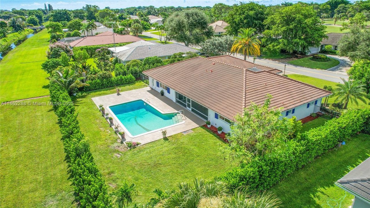 524 Muirfield Dr, Atlantis, FL 33462 Photo