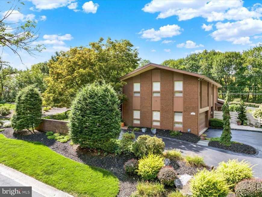 1617 Meadowlark, Wyomissing, PA 19610 Main Photo