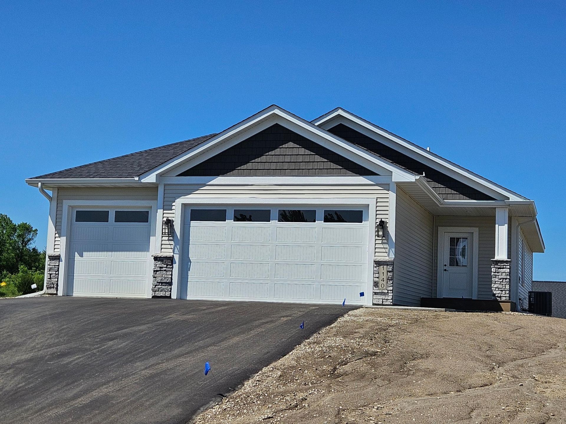 1140 Summit Cove, Dassel, MN 55325