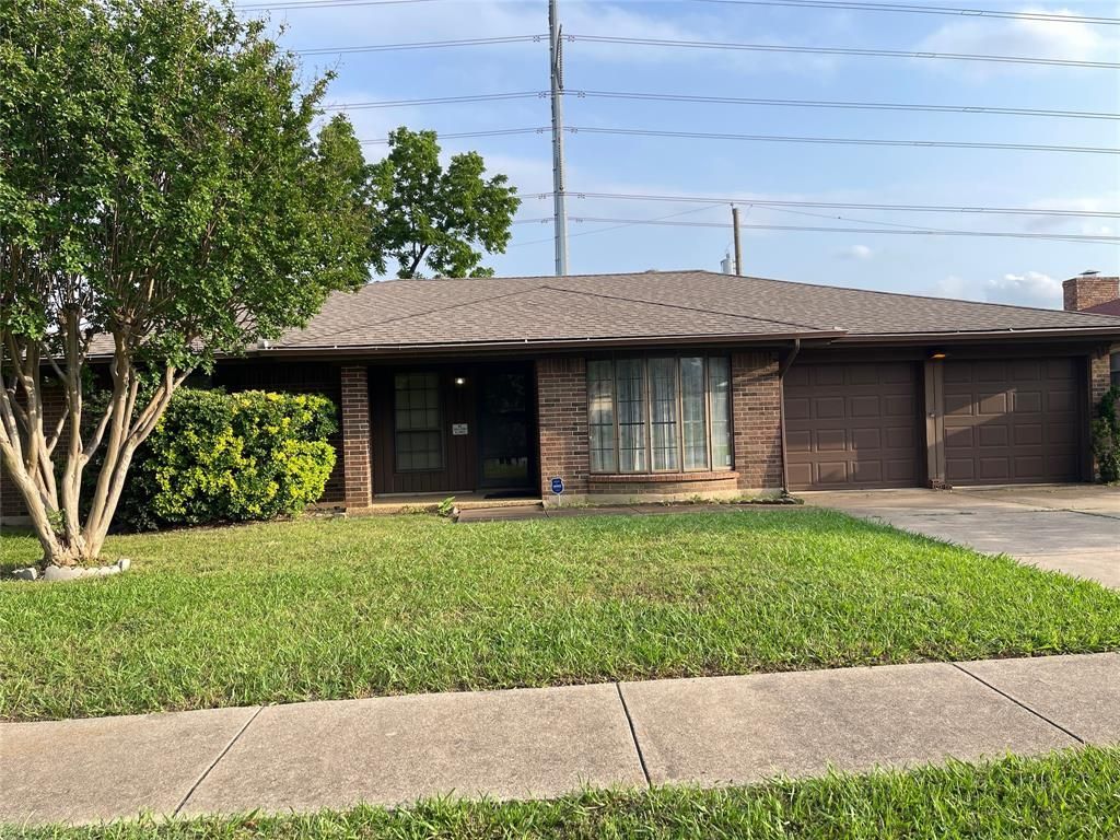 1914 River Bend Road, Arlington, TX 76014 Main Photo