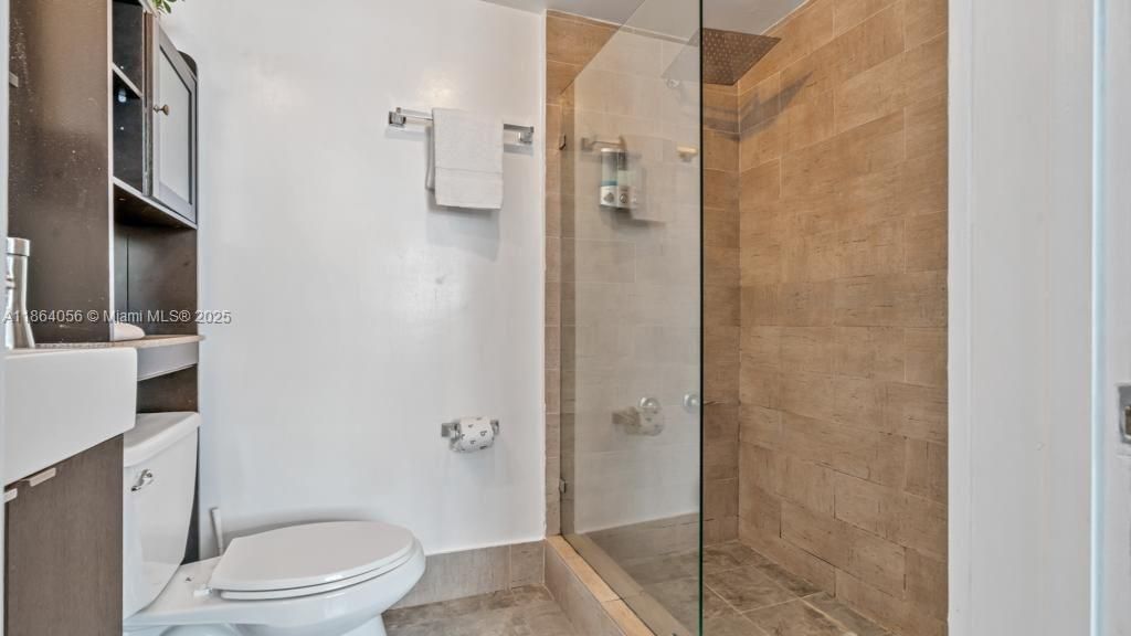 865 Collins Ave, Unit 207, Miami Beach, FL 33139 Photo