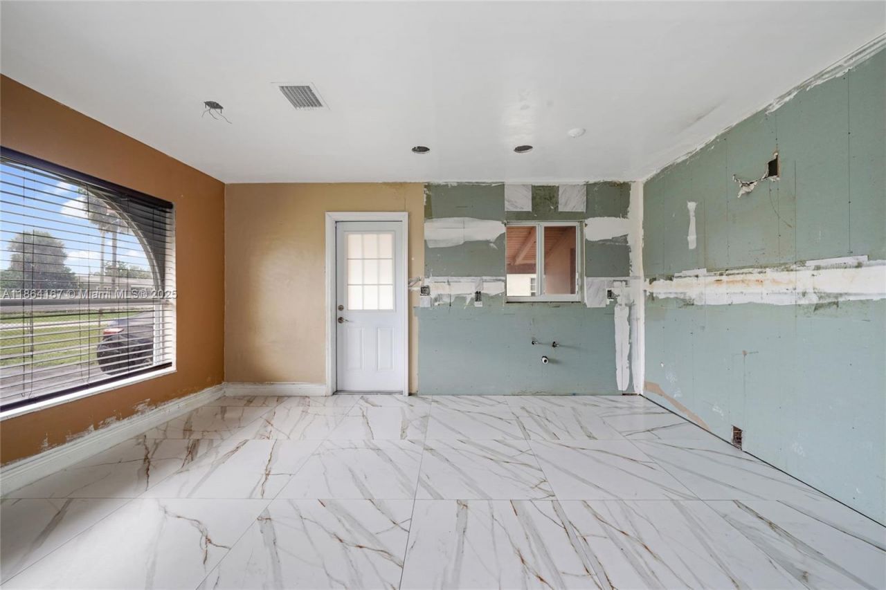 20401 NW 22nd Ave, Miami Gardens, FL 33056 Photo