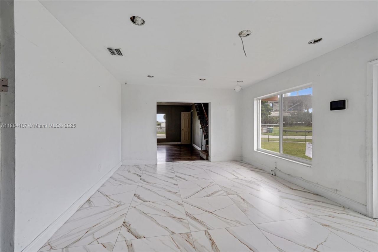 20401 NW 22nd Ave, Miami Gardens, FL 33056 Photo