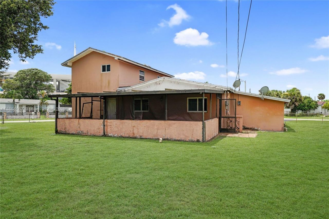 20401 NW 22nd Ave, Miami Gardens, FL 33056 Photo