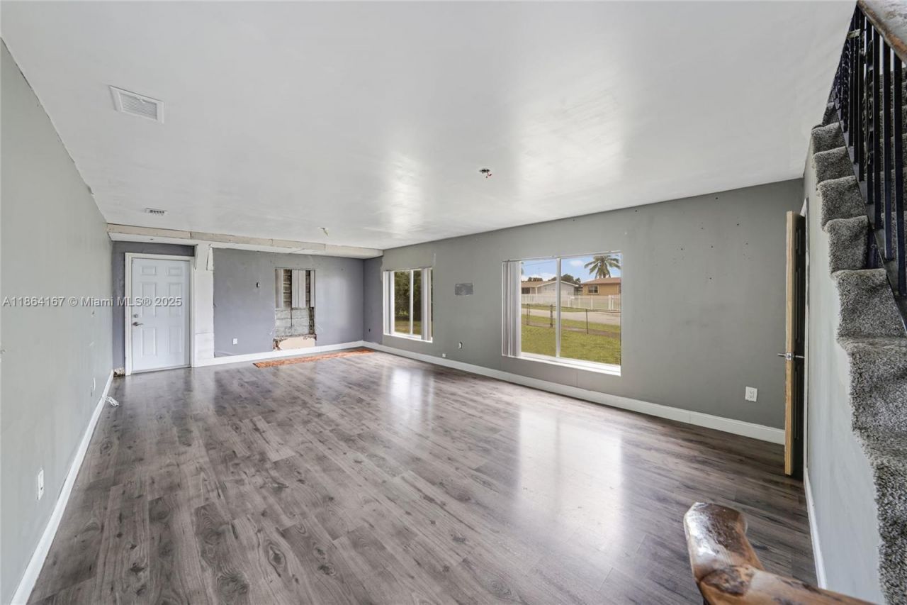 20401 NW 22nd Ave, Miami Gardens, FL 33056 Photo