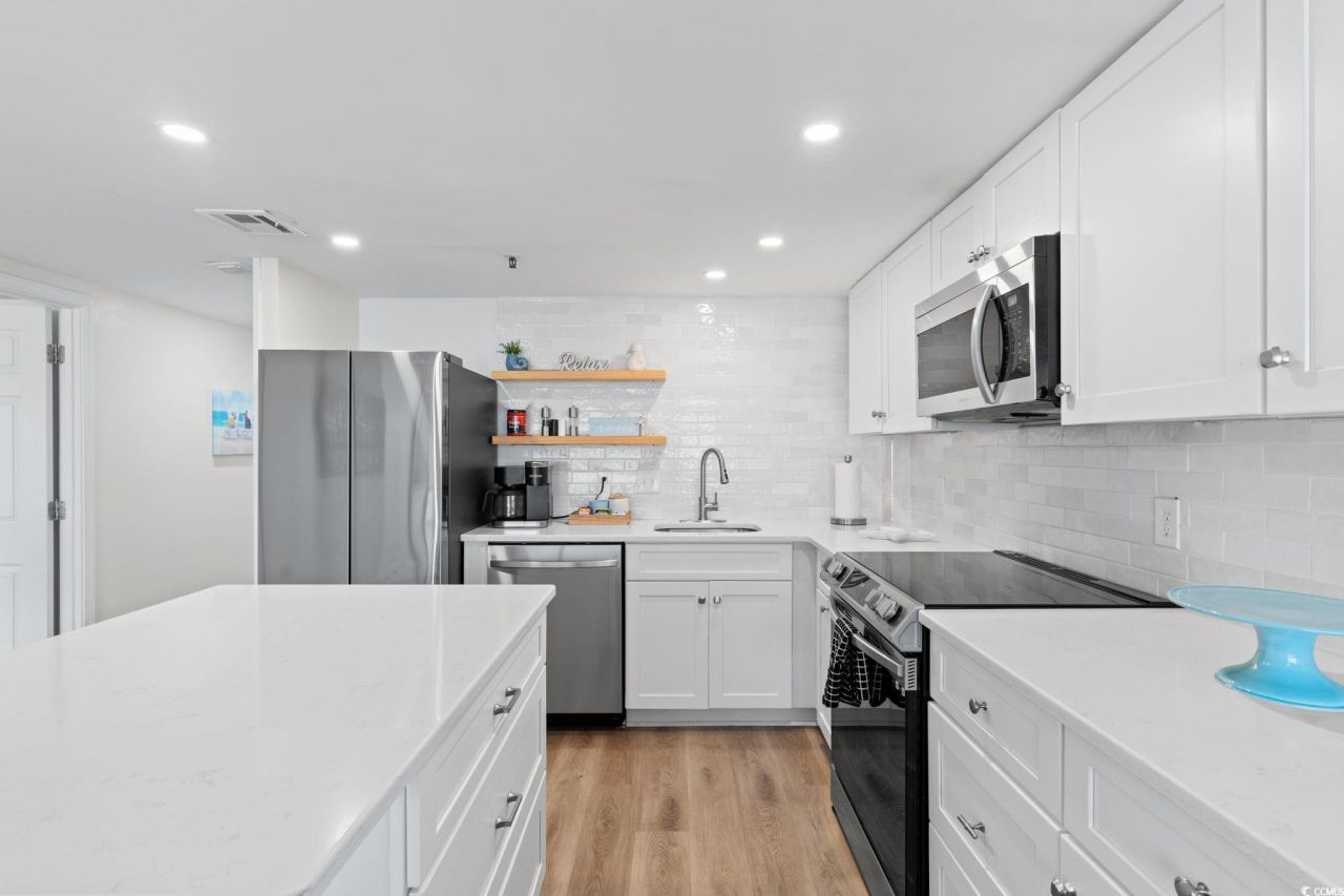 5511 N Ocean Blvd. Photo 6