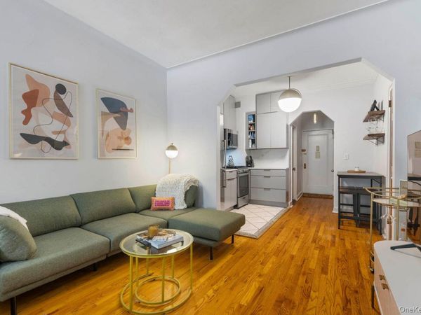 242 E 87th Street, Unit 2B, New York (Manhattan), NY 10128