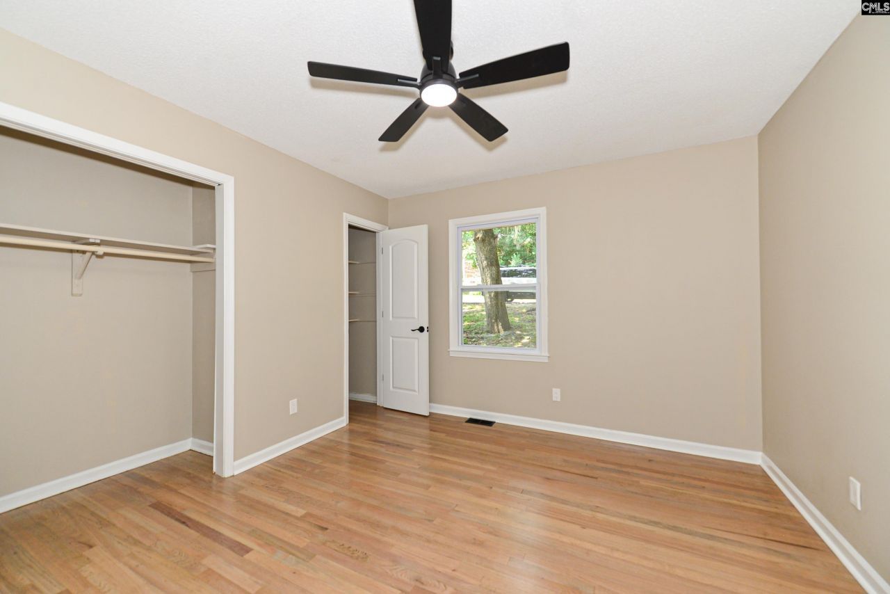 4 Valleybrook Court Photo 13