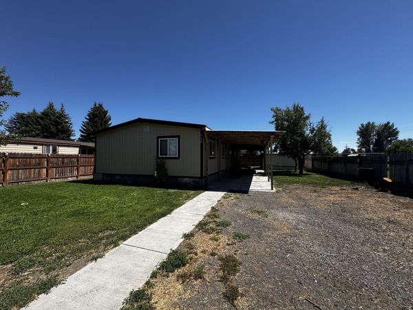 2130 E E-Z Street, Malin, OR 97632