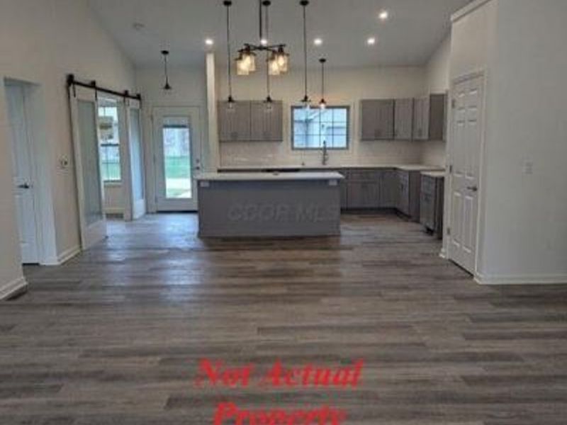 655 Exeter Way, Marion, OH 43302 Photo 4
