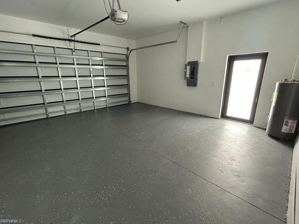 3631 NE 11th Pl, Cape Coral, FL 33909 Photo