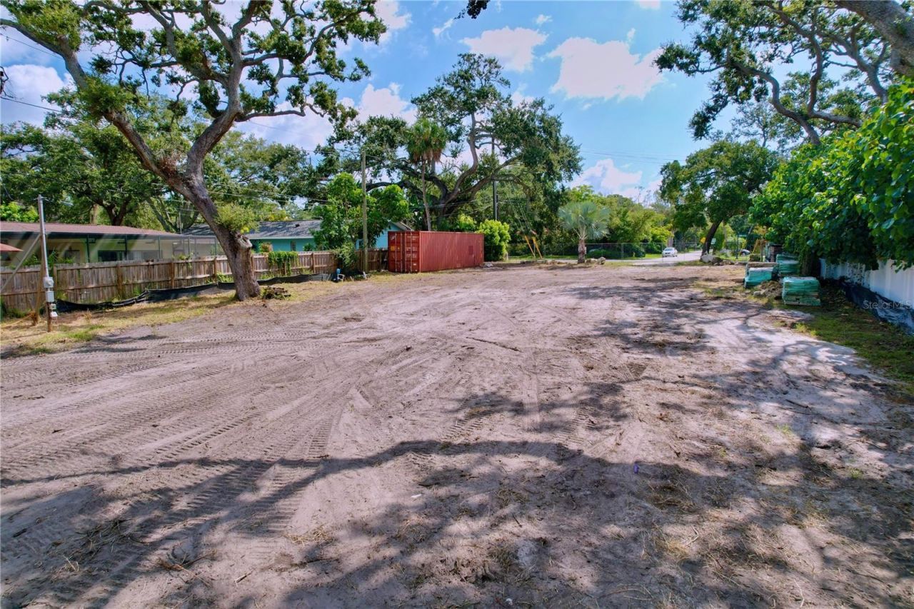 2100 Park Street N, Saint Petersburg, FL 33710 Photo