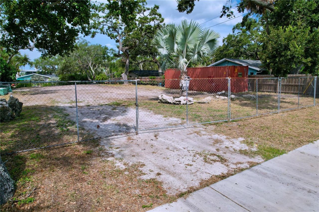 2100 Park Street N, Saint Petersburg, FL 33710 Photo