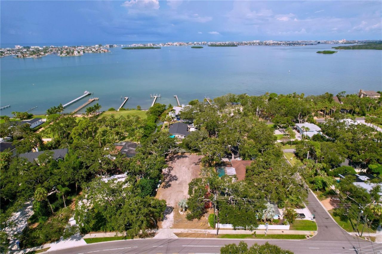 2100 Park Street N, Saint Petersburg, FL 33710 Photo