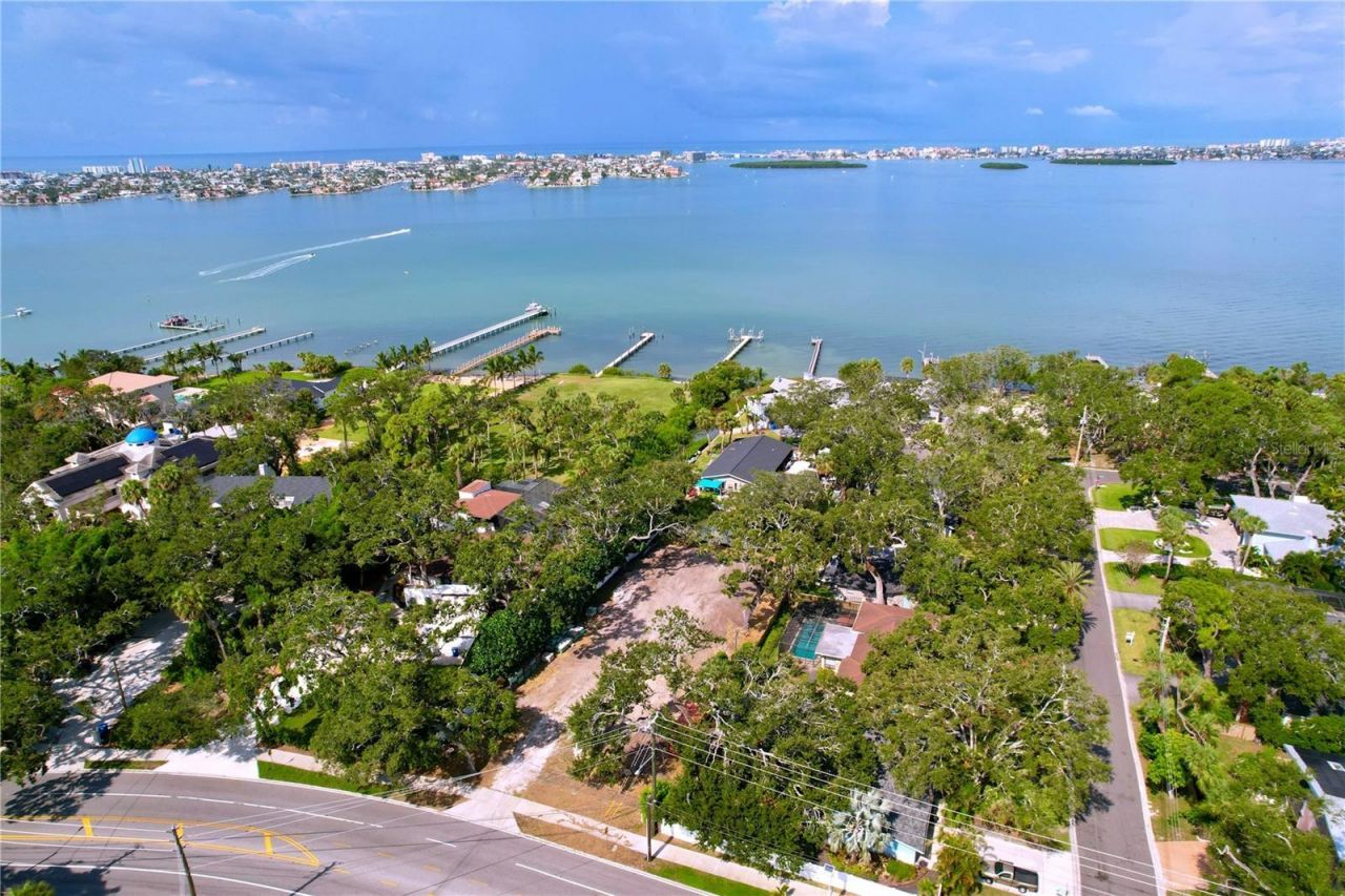 2100 Park Street N, Saint Petersburg, FL 33710 Photo