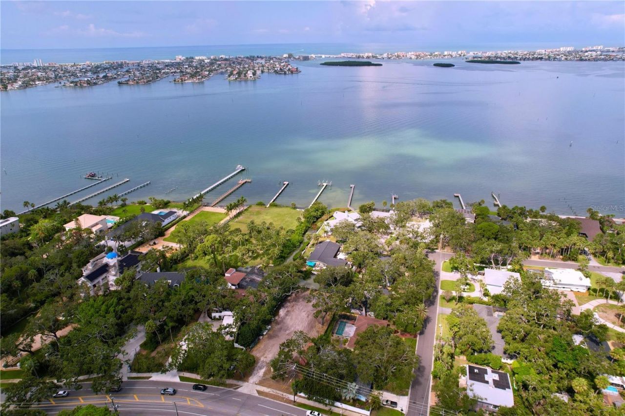 2100 Park Street N, Saint Petersburg, FL 33710 Photo