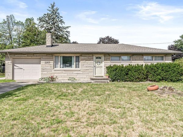 55415 Barksdale Street, Osceola, IN 46561