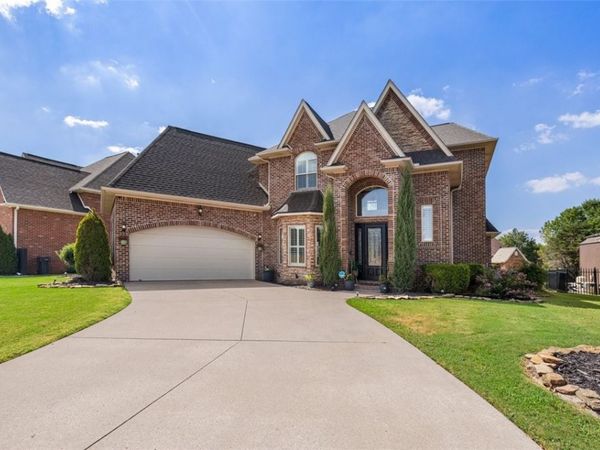 5402 S Turnberry Road, Rogers, AR 72758