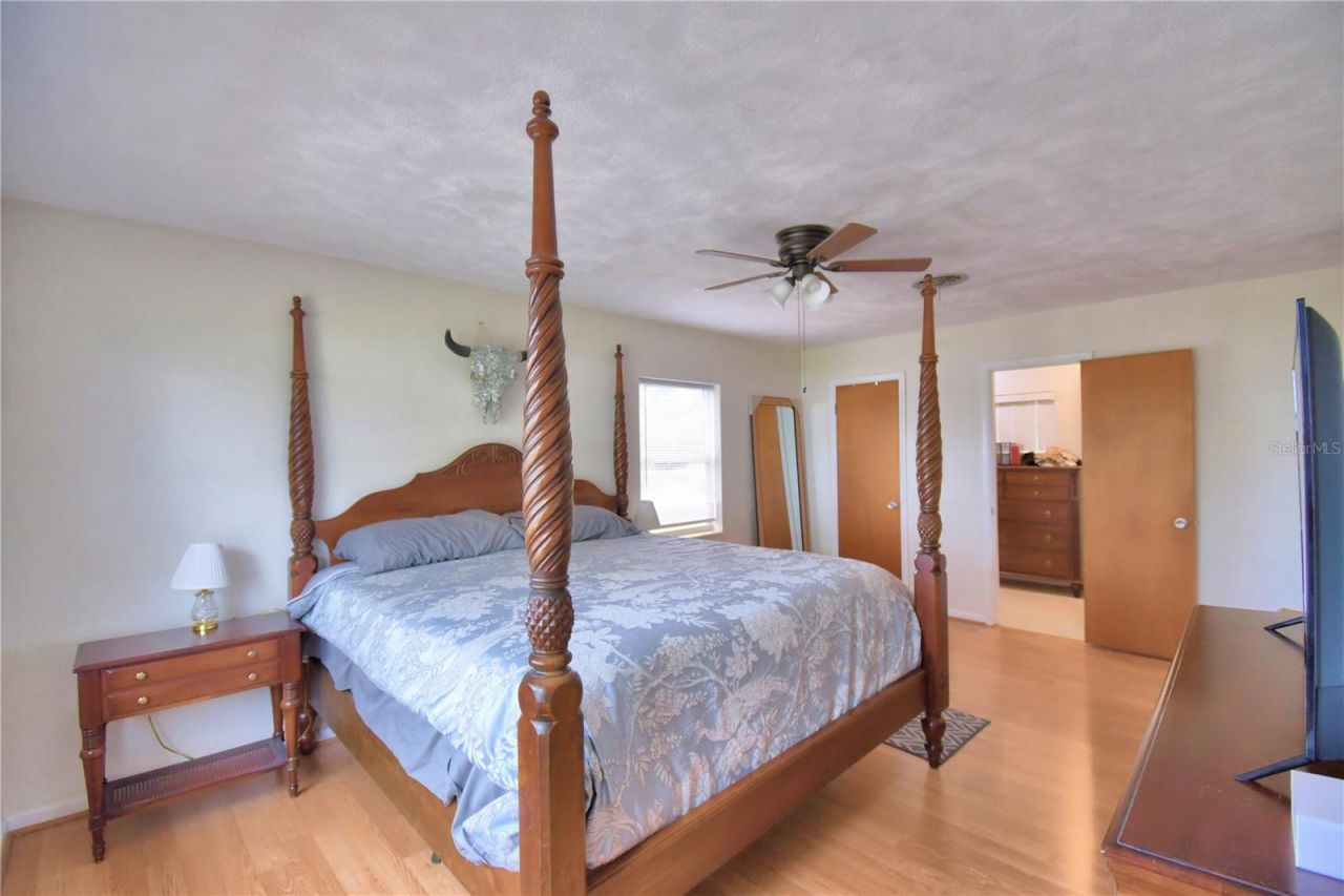 823 N Lake Reedy Boulevard, Frostproof, FL 33843 Photo